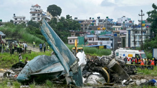 El piloto del avión que se estrelló en Nepal, único superviviente, se recupera en el hospital