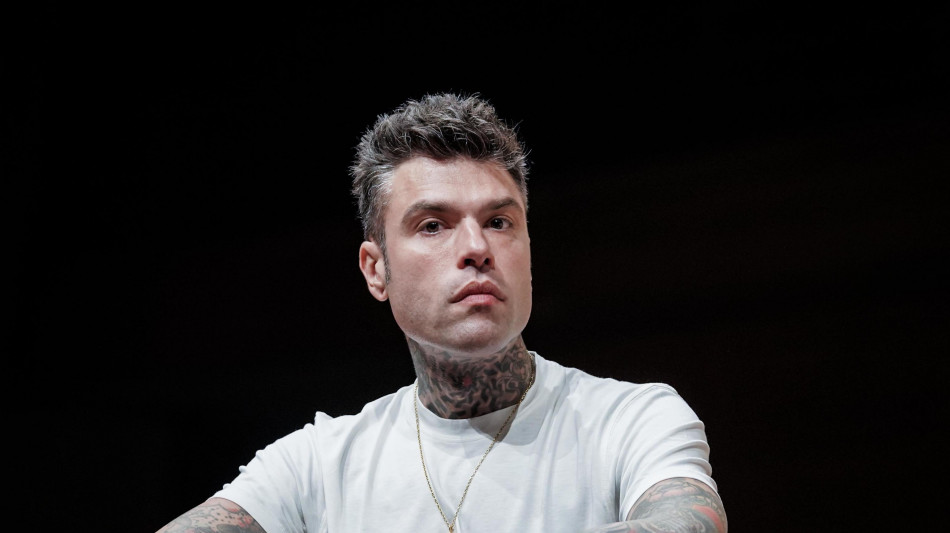 Fedez e Iovino si accordano, il personal trainer non querela