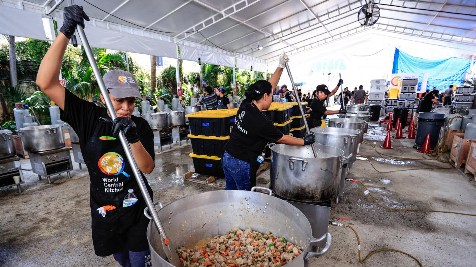 Al Jazeera, 3 operatori World central kitchen uccisi a Gaza