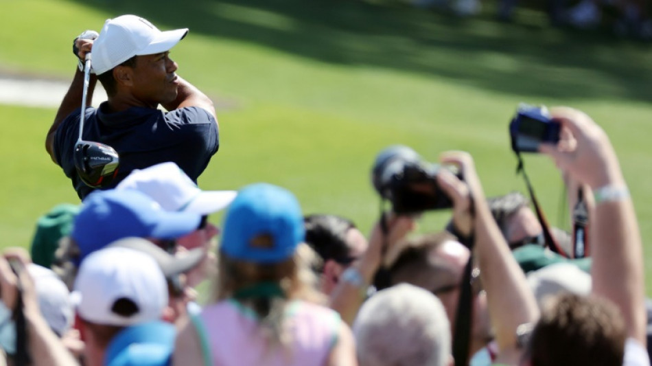 Tiger-mania building as Woods practices at Augusta