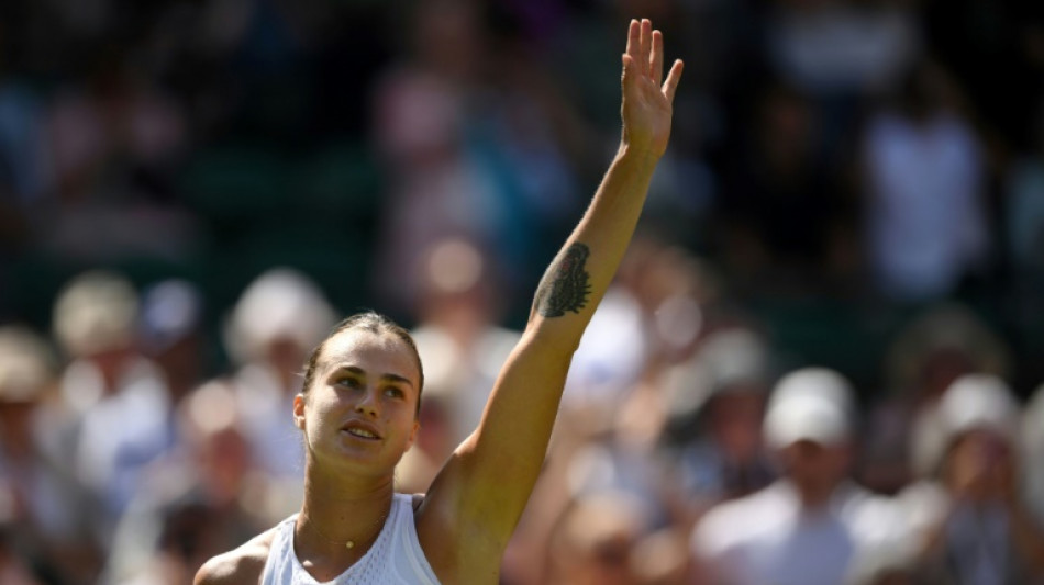 Sabalenka perde set para Gracheva, mas avança à terceira rodada de Wimbledon