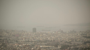 Athènes envahie par d'épais nuages de poussière et de sable du Sahara