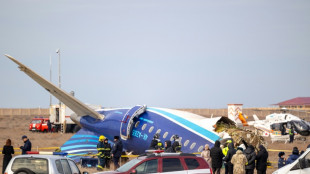 Aserbaidschanisches Passagierflugzeug in Kasachstan abgestürzt - 28 Überlebende