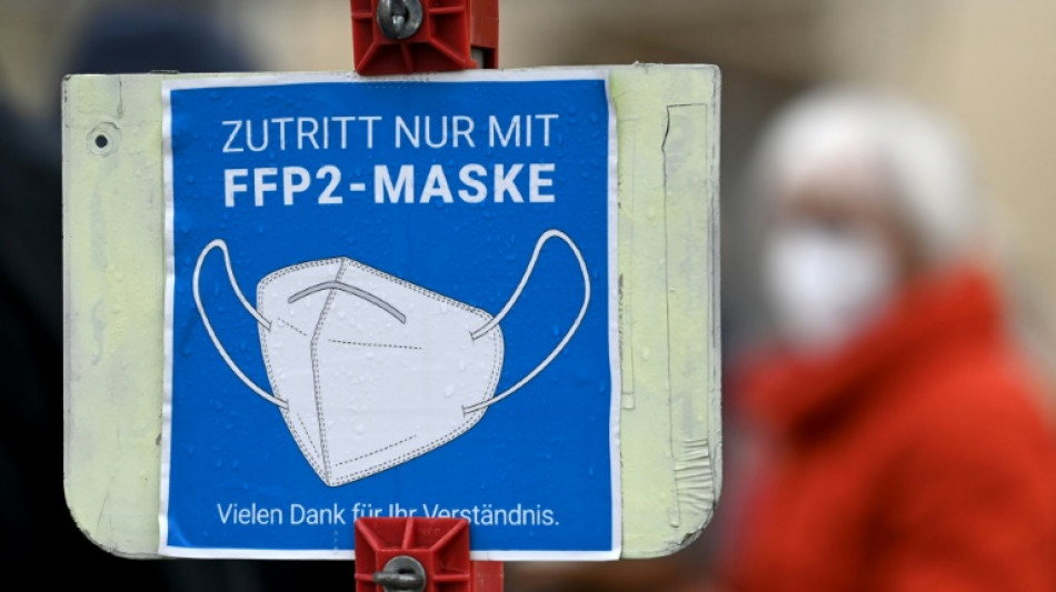 Ärztevertreter fordern Beibehaltung der Maskenpflicht in Innenräumen