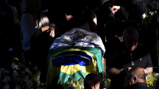 Brazil says final farewell to 'King' Pele