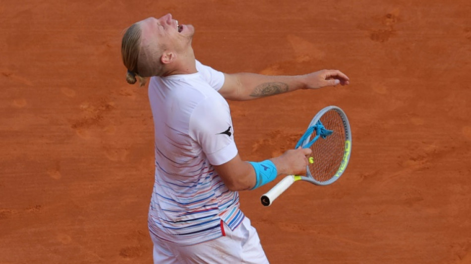 Djokovic cae eliminado en su debut en Montecarlo ante el español Davidovich