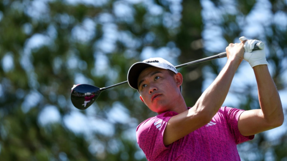 Morikawa takes two-shot lead at Kapalua