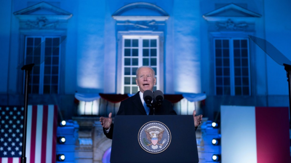 Ukraine : Biden attaque violemment Poutine et le met en garde