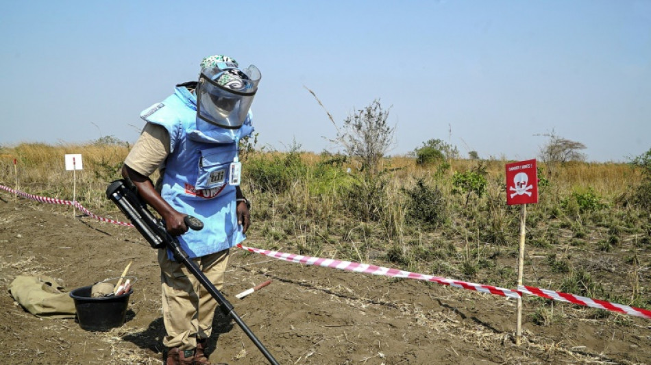 Tras años de guerra, los sudaneses del sur siguen temiendo los territorios minados