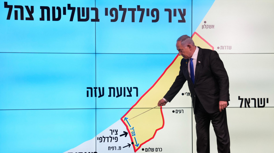 Netanyahu mostra mappa del Medio Oriente, 'noi un piccolo Paese'