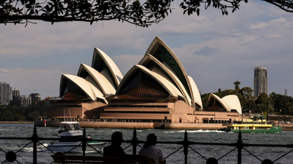 Australians fete Sydney Opera House's 50th anniversary