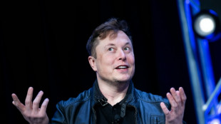 Elon Musk propose de racheter "100% de Twitter" et de sortir l'entreprise de la Bourse