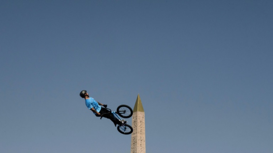 "Cara a cara con el obelisco": el BMX visto por el fotógrafo de AFP Jeff Pachoud en los JJ OO