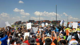 Les dockers reprennent le travail aux Etats-Unis, après un accord de principe