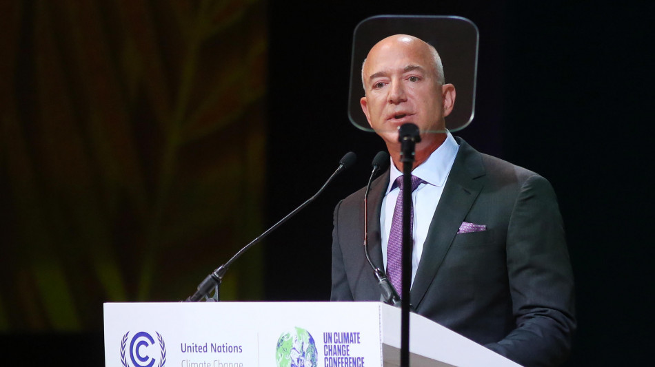 Bezos rilancia la sua sfida spaziale a Musk con un nuovo razzo