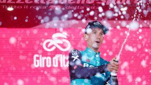 El alemán Kämna gana la 4ª etapa del Giro, Juan Pedro López nuevo líder