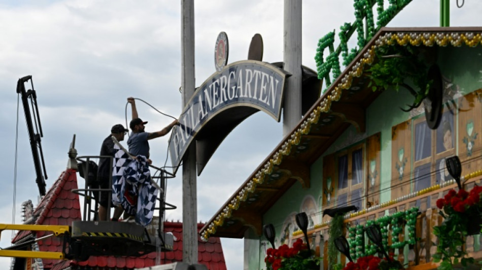 Münchner Oktoberfest beginnt mit traditionellem Fassanstich