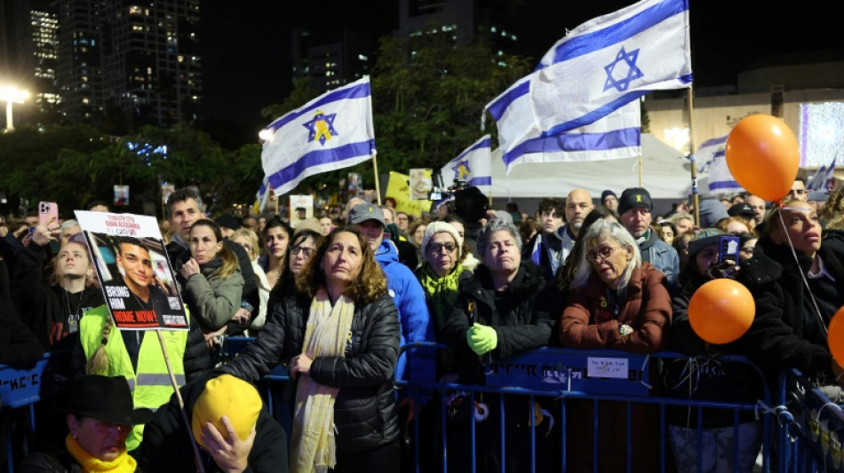 Schweigeminute in Tel Aviv nach Übergabe toter Geiseln