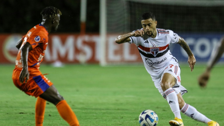 São Paulo vence Puerto Cabello (2-0) e se consolida na liderança do Grupo D da Sul-Americana