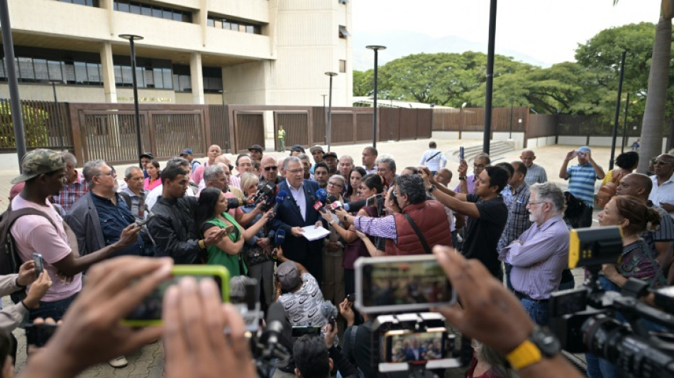 Piden la nulidad del fallo que convalidó la reelección de Maduro en Venezuela