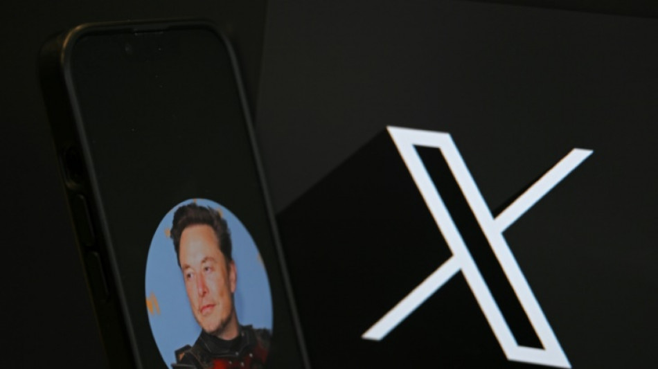 Musk alerta que la red social X sufrió un "ciberataque masivo"